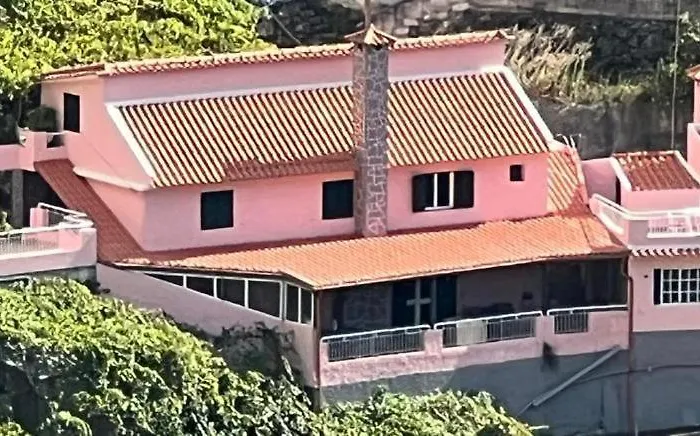 Vivenda Ribeiro - Curral Das Freiras