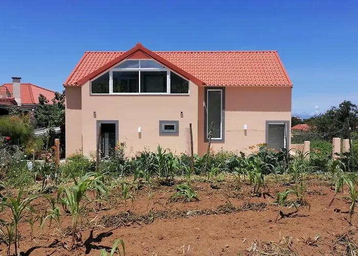 House Vila Santa Ana